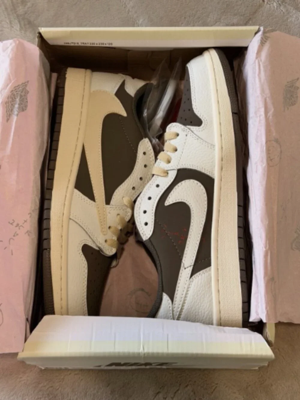 Nike Air Jordan 1 Low OG Travis Scott Reverse Mocha